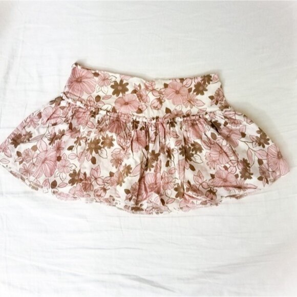 Dresses & Skirts - Short skirt